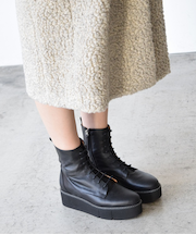 【ANGEL ALARCON】プラットフォームレースアップブーツ