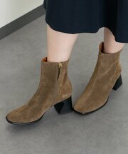 【ANGEL ALARCON】フレアヒールセンターシームショートブーツ