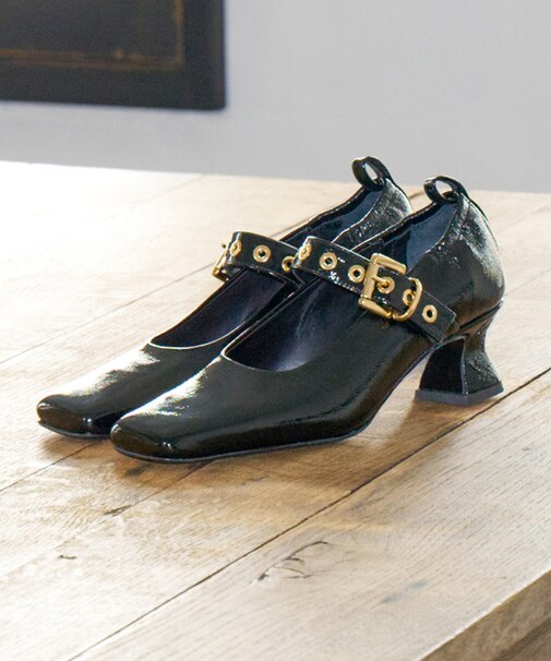 【FABIO RUSCONI】スクエアトウベルトパンプス