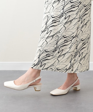 【INTER-CHAUSSURES】スクエアトウバックバンドパンプス