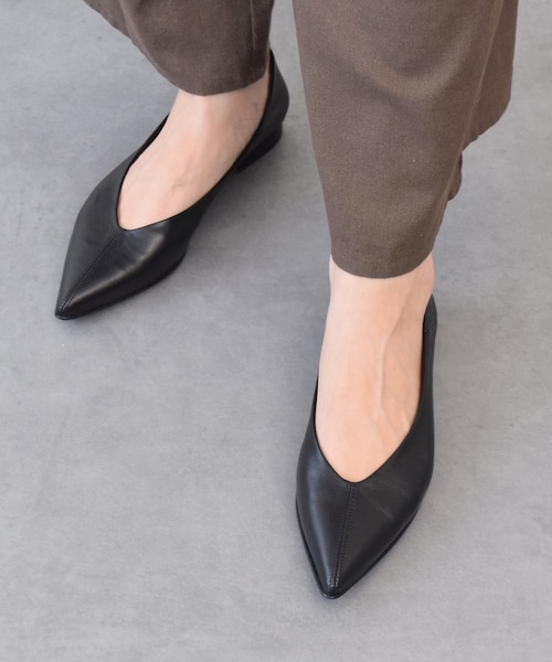 美品 ブリジット ポインテッドバレエシューズ ブラックエナメル 37 裏張済 repetto バレエシューズ パンプス Brigitte Ballerinas レペット