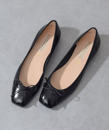 【INTER-CHAUSSURES】リボン付きスクエアフラットパンプス