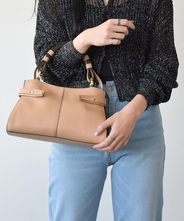 【LORISTELLA】ベーシックレザーハンドバッグ