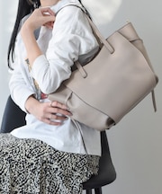 【LORISTELLA】レザートートバッグ