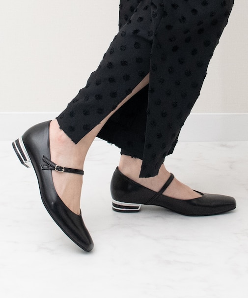 【PARADIS COULEUR】スクエアトウビジューレーンパンプス