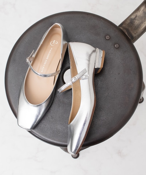 【PARADIS COULEUR】スクエアトウビジューレーンパンプス