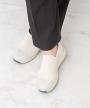 【Round About】ラインストーンアクセントスリッポンスニーカー