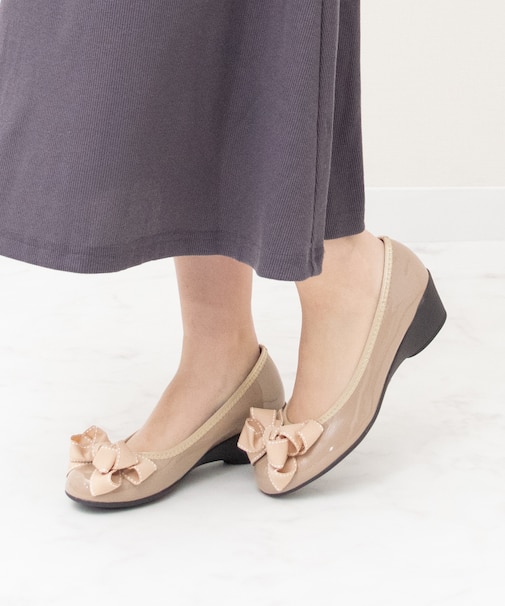 【Bridget Birkin Walk】ステッチリボンウォーキングパンプス