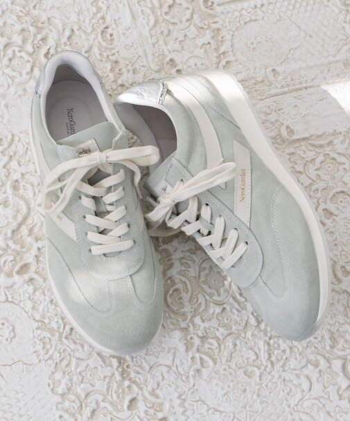 【NeroGiardini】サイドラインスエードスニーカー