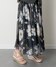 ベージュ