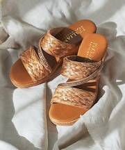 【ITALIAN SHOEMAKERS】ビジューラインウーブンウェッジサンダル