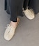 ベージュ