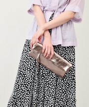 【Andrea Cardone】レザーワイドサコッシュ