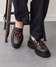 ダークブラウン