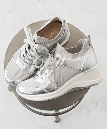 【Bridget Birkin】ヒールアップニットコンビスニーカー