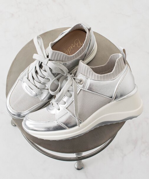 【Bridget Birkin】ヒールアップニットコンビスニーカー