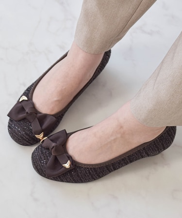 【Bridget Birkin Walk】コーナーパーツリボンウォーキングパンプス