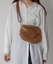 【ANDREA CARDONE ITALI】ボア ミニショルダーバッグ