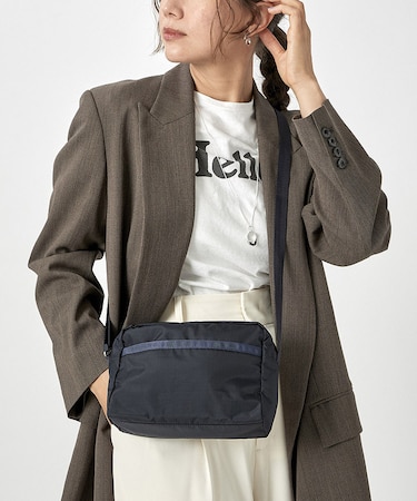 DANIELLA CROSSBODY ディープシーブルー