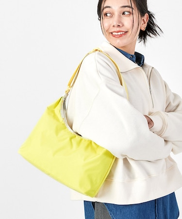 CRESCENT SHOULDER BAG スペクテイターライムライト