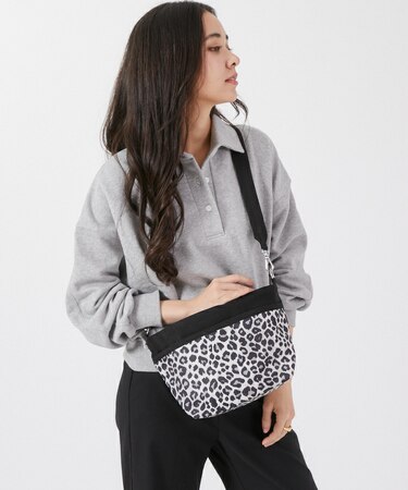 SMALL BUCKET BAG ニュートラルレオパード