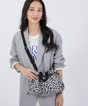 E/W CITY DRAWSTRING BAG  アップタウンレオパード/ブラック