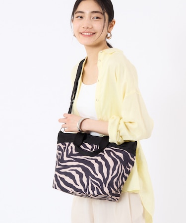 BUCKET TOTE ラフィアゼブラ
