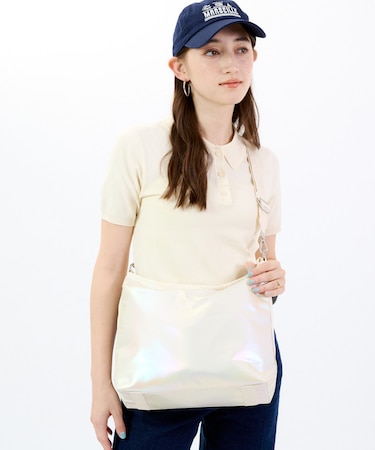 GRADIENT MEDIUM ZIP SHLDR パーライズドグラディエントシャイン
