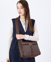 DELUXE EVERYDAY BAG ダークチョコレート
