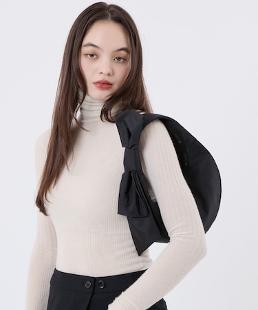 BOW CRESCENT SHOULDER ブラックボウズ