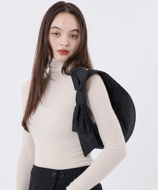 BOW CRESCENT SHOULDER ブラックボウズ