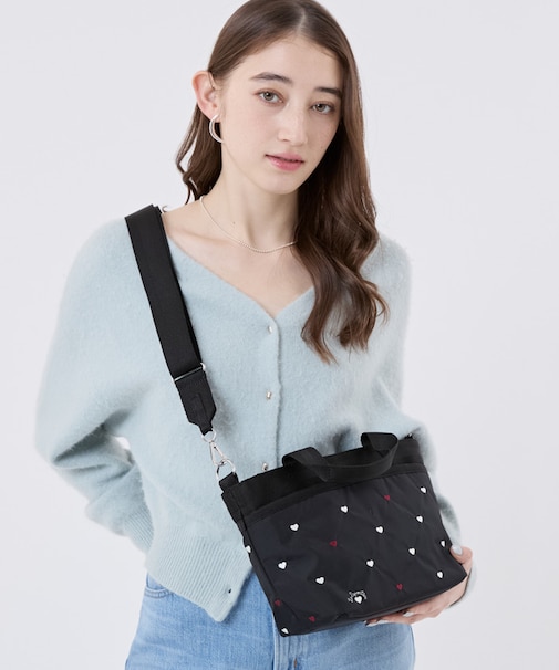 SMALL BUCKET TOTE レッド/ホワイトハートEMB