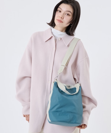 CONVERTIBLE BUCKET BAG ブルーインディゴ/ベージュ