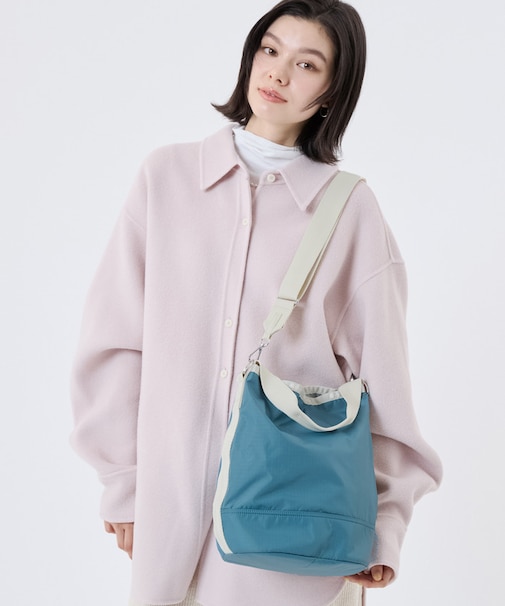 CONVERTIBLE BUCKET BAG ブルーインディゴ/ベージュ