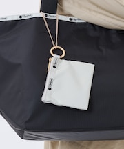 AT AVENUE CHARM デューンライト