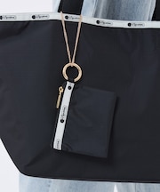 AT AVENUE CHARM ミッドナイトデューン