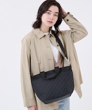 BUCKET TOTE ラインデボスブラック