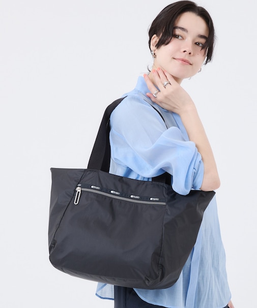 ESSENTIAL E/W ZIPTOP TOTE ブラックC