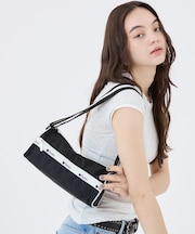 E/W SQUARE BOX SHOULDER スペクテイターブラック