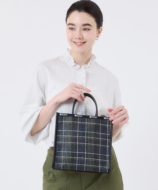 WOVEN MED DRAWST TOTE マルチメッシュノワール