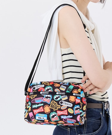 【LeSportsac×Pringles】DANIELLA CROSSBODY プリングルズスティッカーズ