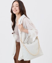 CHAIN MED ZIP SHOULDER ルナキルトチェーン