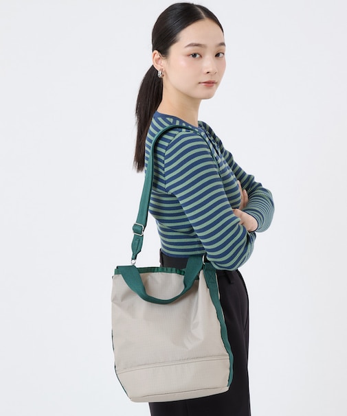 CONVERTIBLE BUCKET BAG ドリフトストーン/エデングリーン