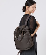MED URBAN BACKPACK ダークチョコレートC