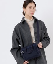 MED METRO CROSSBODY ディープシーブルー