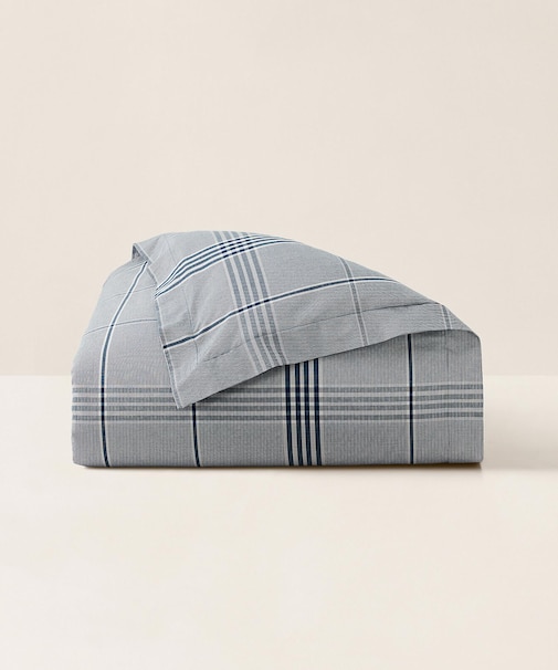 August デュベ カバー