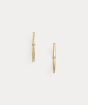 パヴェ ゴールドプレーテッド テクスチャード フープ ピアス