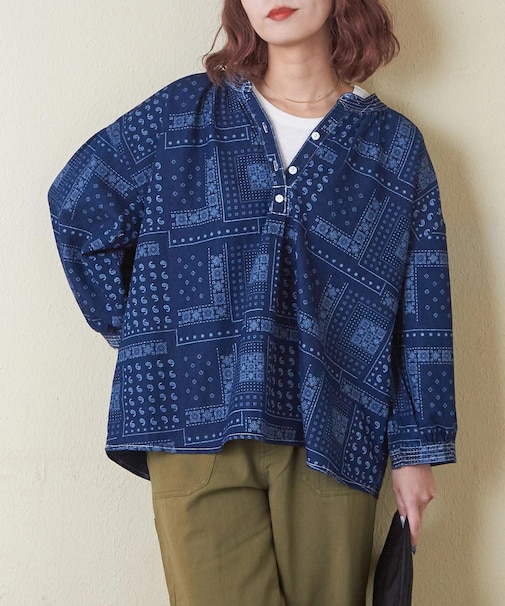 ペイズリー柄 デニム ヘンリーネックシャツ