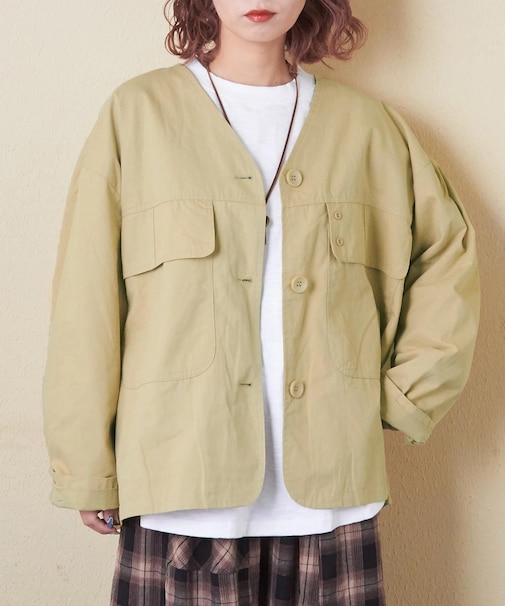 でかポケット ノーカラー ジャケット