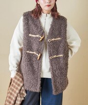 カーリーファー トグルボタン Vネック ベスト